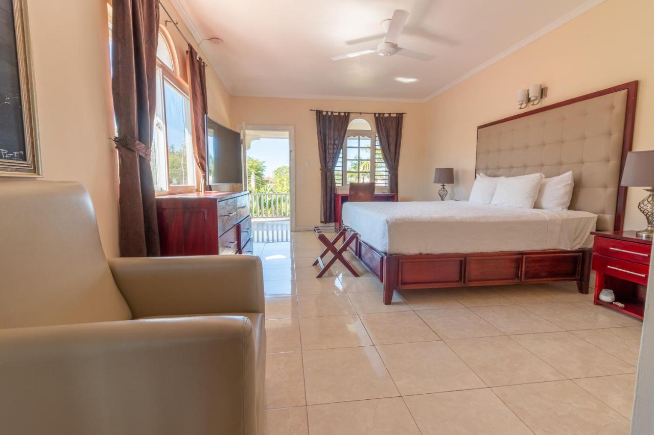 Travellers Beach Resort Negril Kültér fotó